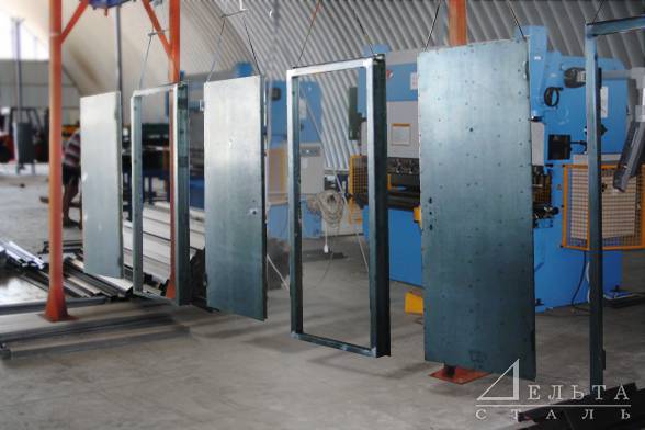 proizvodstvo-metallicheskih-dverej-display.jpg proizvodstvo-metallicheskih-dverej-display.jpg